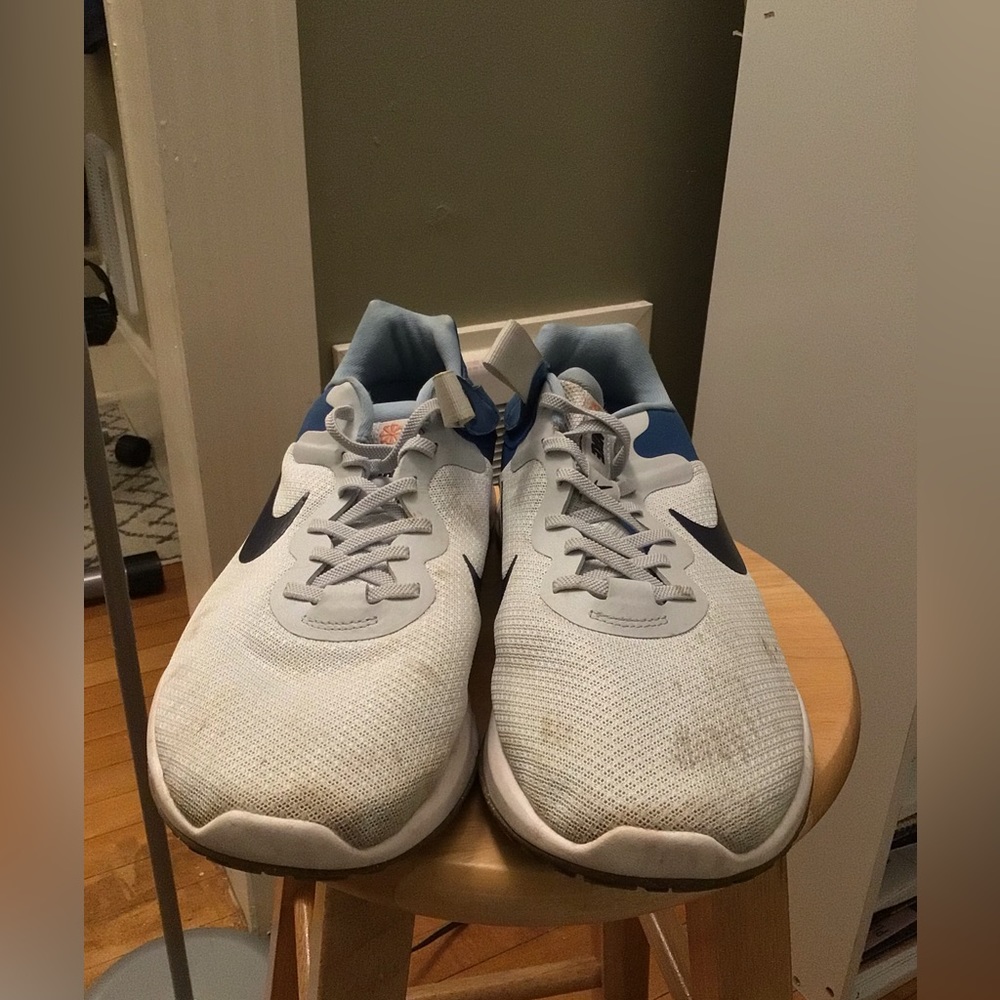 Nike wide foot Running shoe